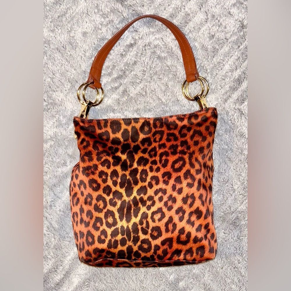 061-JPK Paris Animal Print Nylon shoulder bag w/ crossbody strap